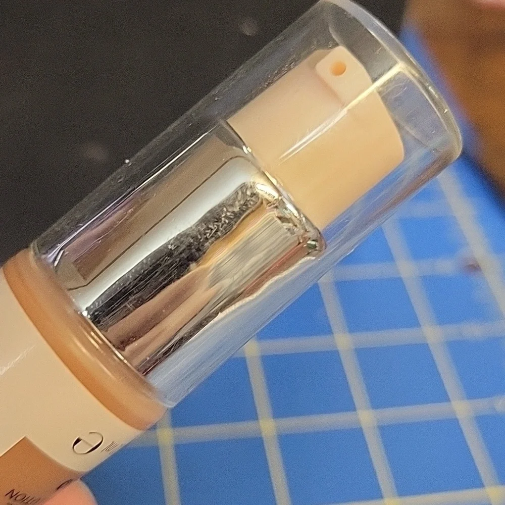 Revlon PhotoReady Candid Foundation New Pump 22ml Tube - 510 Cappuccino